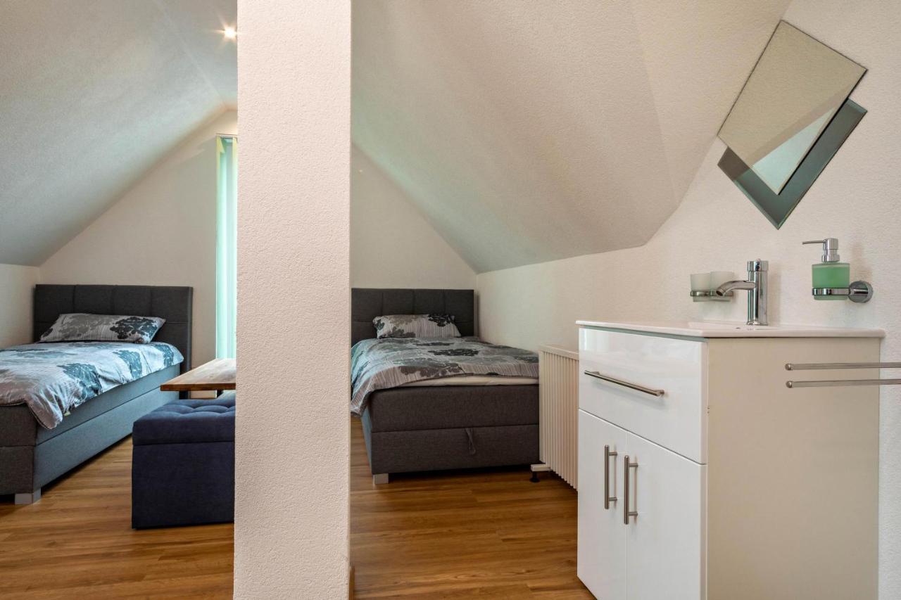 Ferienwohnung Alpenblick Friedrichshafen Bagian luar foto