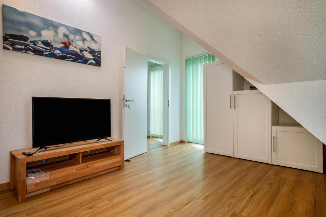 Ferienwohnung Alpenblick Friedrichshafen Bagian luar foto