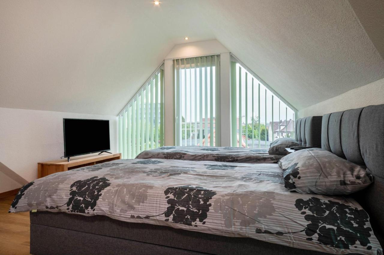Ferienwohnung Alpenblick Friedrichshafen Bagian luar foto
