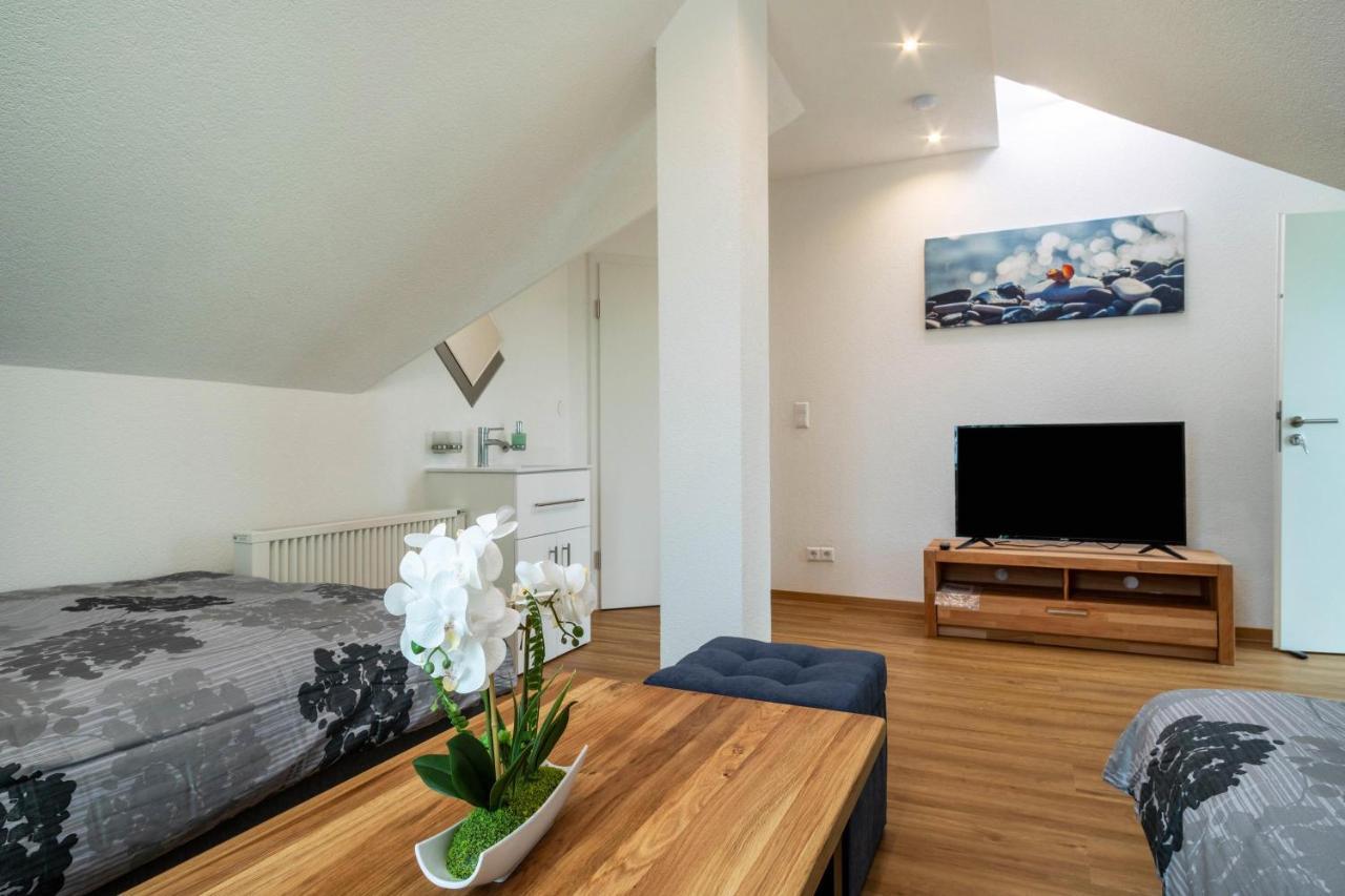 Ferienwohnung Alpenblick Friedrichshafen Bagian luar foto